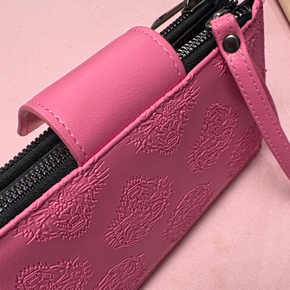 Ed Hardy Vibrant Pink Embossed Wristlet - Picture 6 of 8